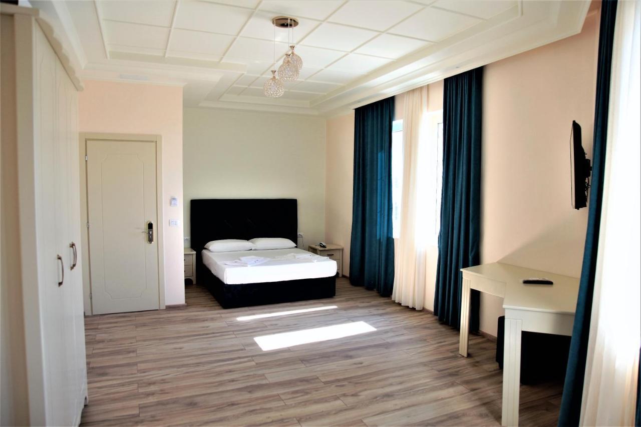 Hotel Veliera Durrës Eksteriør billede
