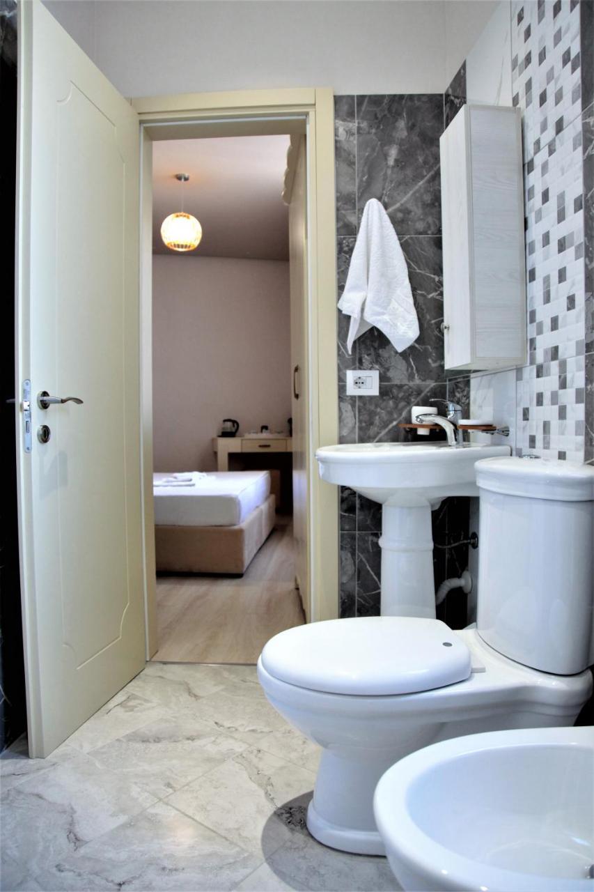 Hotel Veliera Durrës Eksteriør billede